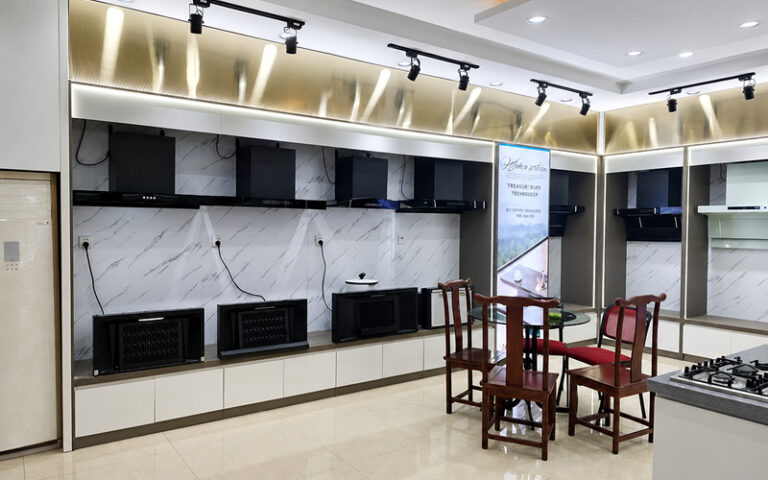 06-showroom-display-wall-4k